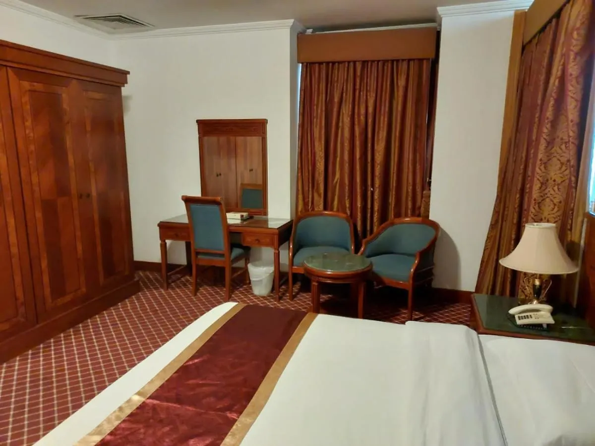 Ambassador Suites Dżedda 4*,
